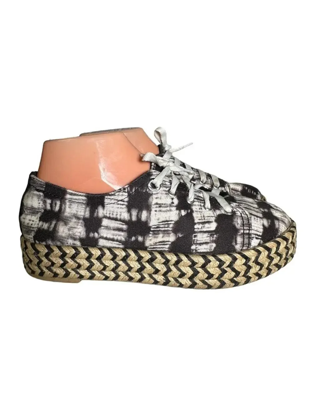 Circus by Sam Edelman step up